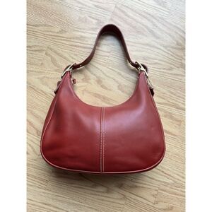 Vintage Coach Legacy West "Zoe" Hobo # 9342 Red Y2K Trendy Great Condition. Smal